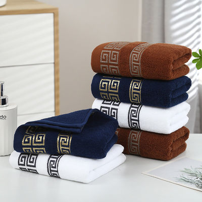 Logotipo personalizado Seco rápido Tecido de algodão 100% Hotel Toalha de banho Set para ocasião Natal