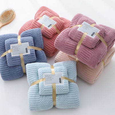 Microfibras personalizadas secas rápidas Plush Coral Fleece Soft Towel Set Toalhas de banho de hotel 250gm