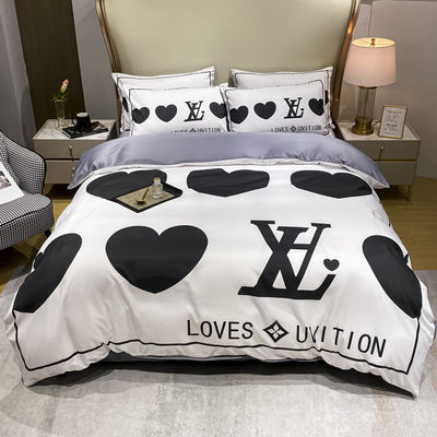 2023 Modern Polyester Heart Sheet Set para Luxury Bedding Quilts Duvet Cover