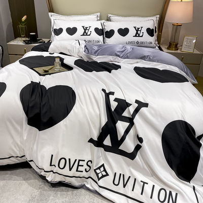 2023 Modern Polyester Heart Sheet Set para Luxury Bedding Quilts Duvet Cover