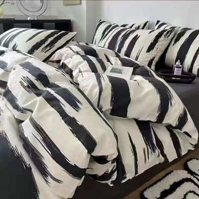 Moda simples Dimensão personalizada Set de roupa de cama floral 2-2,5 kg Peso Planta Design floral