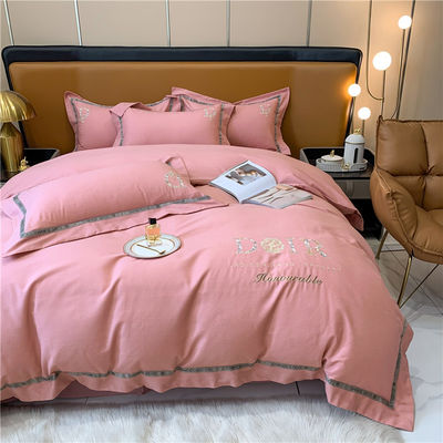 Cama de cama de algodão bordada para todas as estações Eco-friendly and Soft Hand Feel para quarto