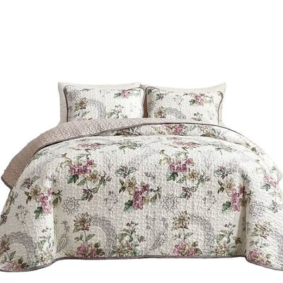 Experimente o máximo conforto com este conjunto de colchas de luxo personalizável de 3 peças