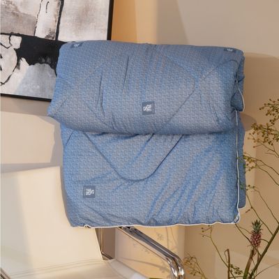 Quilt de refrigeração leve Comodino frio de lado duplo para dorminhos quentes 2,5m 1 peça