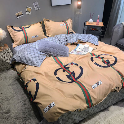 Simples 4 Pcs Cartoon Polyester Lenços de cama conjunto para Twin Duplo Queen King Size Camas