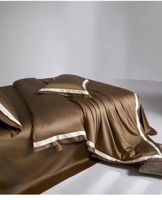 Elegante Kit de Casamento de Quatro Peças 400TC Set de Roupas de Cama com Lenço de Conforto e Cobertura de Quilt