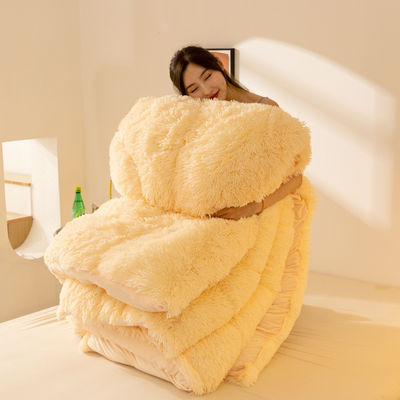 Quilt de inverno espessado para todas as estações com veludo de visão de cabelo comprido e 100% de poliéster