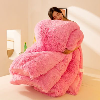 Quilt de inverno espessado para todas as estações com veludo de visão de cabelo comprido e 100% de poliéster