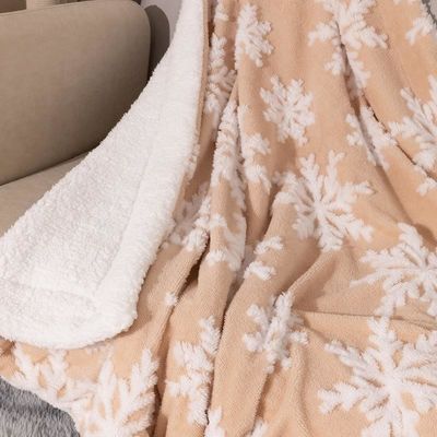 Quebra-cabeça em espessura de duas camadas, estilo Natal, coral, lã de coral, lançamento de sherpa.