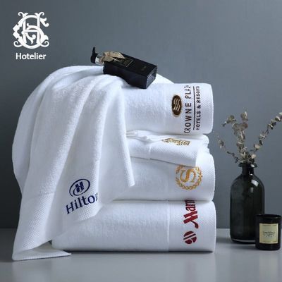 300TC Satin Branco King Size Hotel Quilt Cover Quilt Flat Sheet Set com padrão sólido