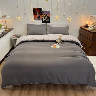 Conjunto de roupa de cama de seda Confortador Lenço de cama Cobertura de colcha Não descartável Conjunto de roupa de cama de designer